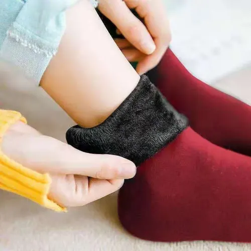 Date Red 8Pairs