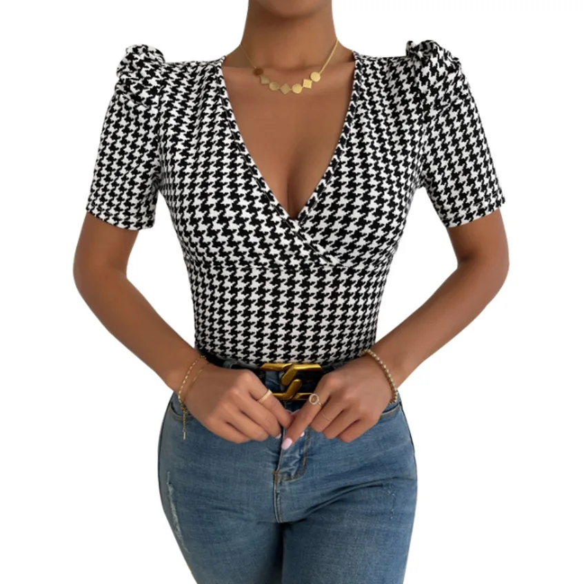 Stand up Low cut V neck Slim Thousand Bird Lattice Short sleeved T shirt Black And White Plaid - Shop at LoveMi