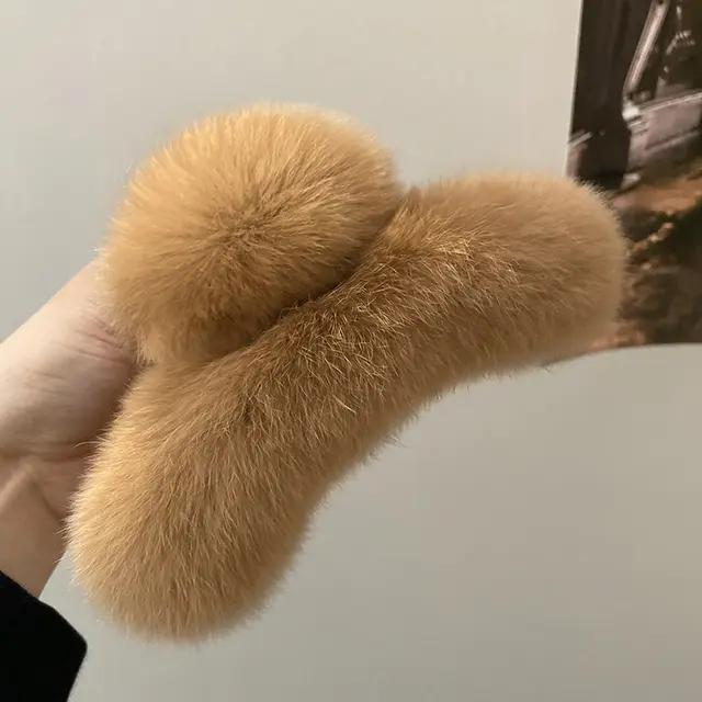 Oversized Rabbit Plush Grab Clip Senior Sense Light Luxury Hair Clip Female Khaki - Shop at LoveMi