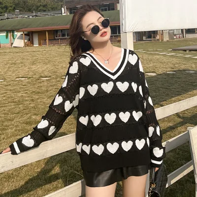 Large Size Color Contrast Heart Hollow Out Design Sense V neck Sweater Black - Shop at LoveMi