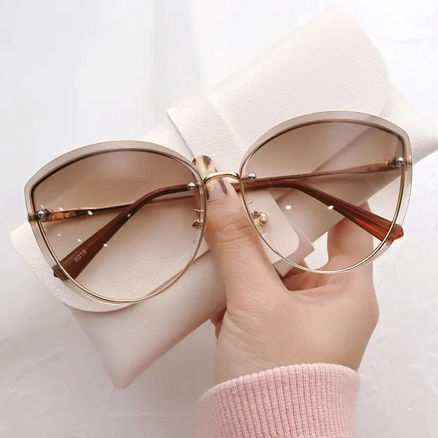 Progressive Color Cut Edge Large Frame Women's Metal Sunglasses UV Protection Gold Frame Double Tea Piece - Shop at LoveMi