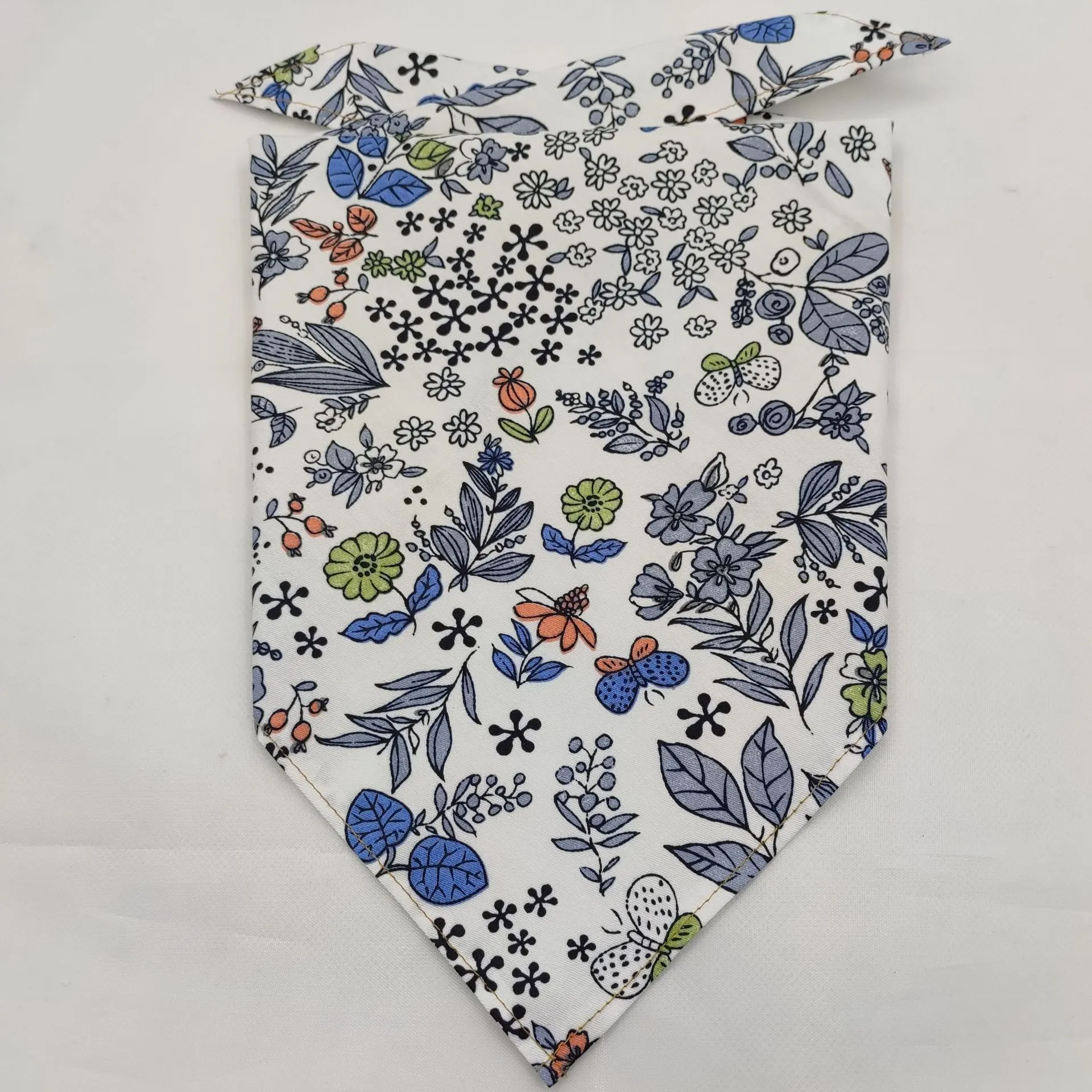 Fruit Green Leaf Pet Scarf Drool Towel - Color27