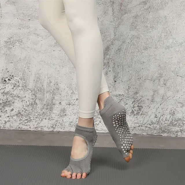 Professional Female Pilates Socks Five Finger Socks Cool Light Grey - Shop at LoveMi