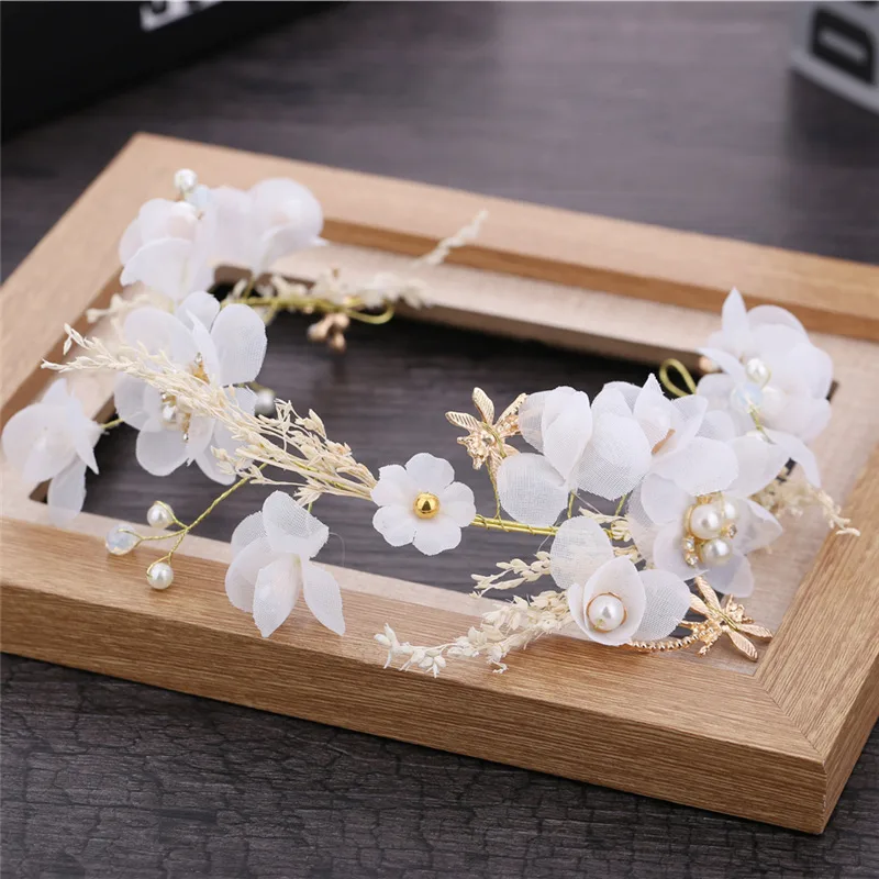 Bride's Wedding Dress Headdress Baby's Breath Dried Flower Hair Accessory White - Shop at LoveMi