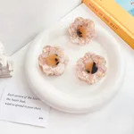 Retro Back Brain Spoon Hair Clip - Beige Floret