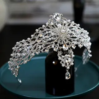 Baroque Bride Crown Fashion Headwear - Silver