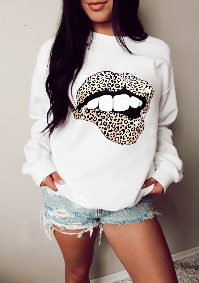 Round Neck Eyelashes Lip Printings Long Sleeve Loose Sweatshirt Apricot Lips - Shop at LoveMi