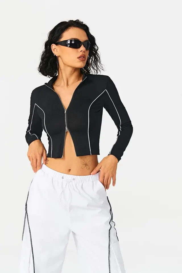 Women's Contrasting Color Line Standing Collar Wears Knitted Shirts Black - Shop at LoveMi