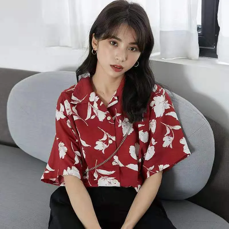 Top Retro Style Short Sleeve Doll Design Sense - Red