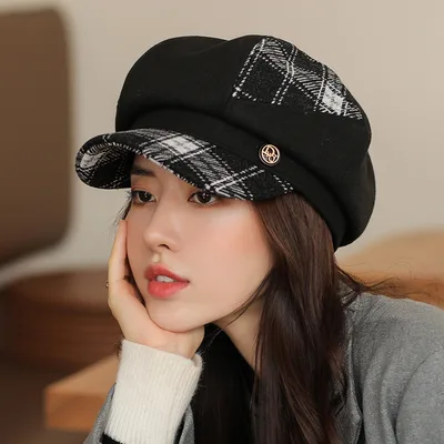 Socialite Color Matching Plaid Octagonal Cap Women's British Newsboy Cap Winter Warm Beret Black - Shop at LoveMi