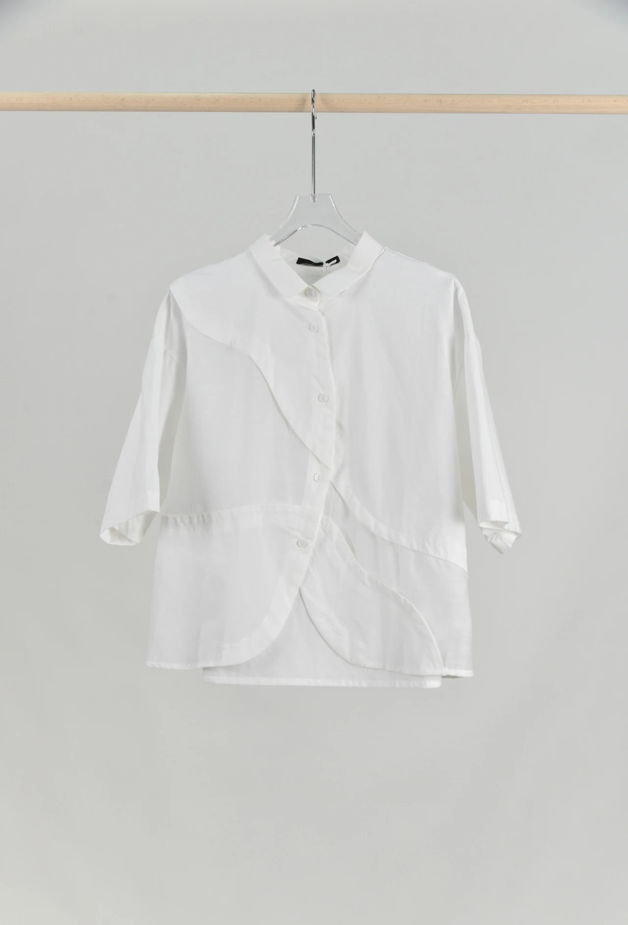 Artistic Retro Design Curved Split Patchwork Lapel Short Sleeve Shirt - White