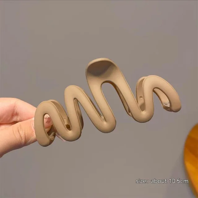 Dopamine Girl Shark Large Hair Clip Female Temperament Frosted Khaki W Grip - Shop at LoveMi