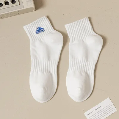 Black And White Embroidered Shark Pure Cotton Sweat Absorbing Athletic Socks Short White Snow Mountain - Shop at LoveMi