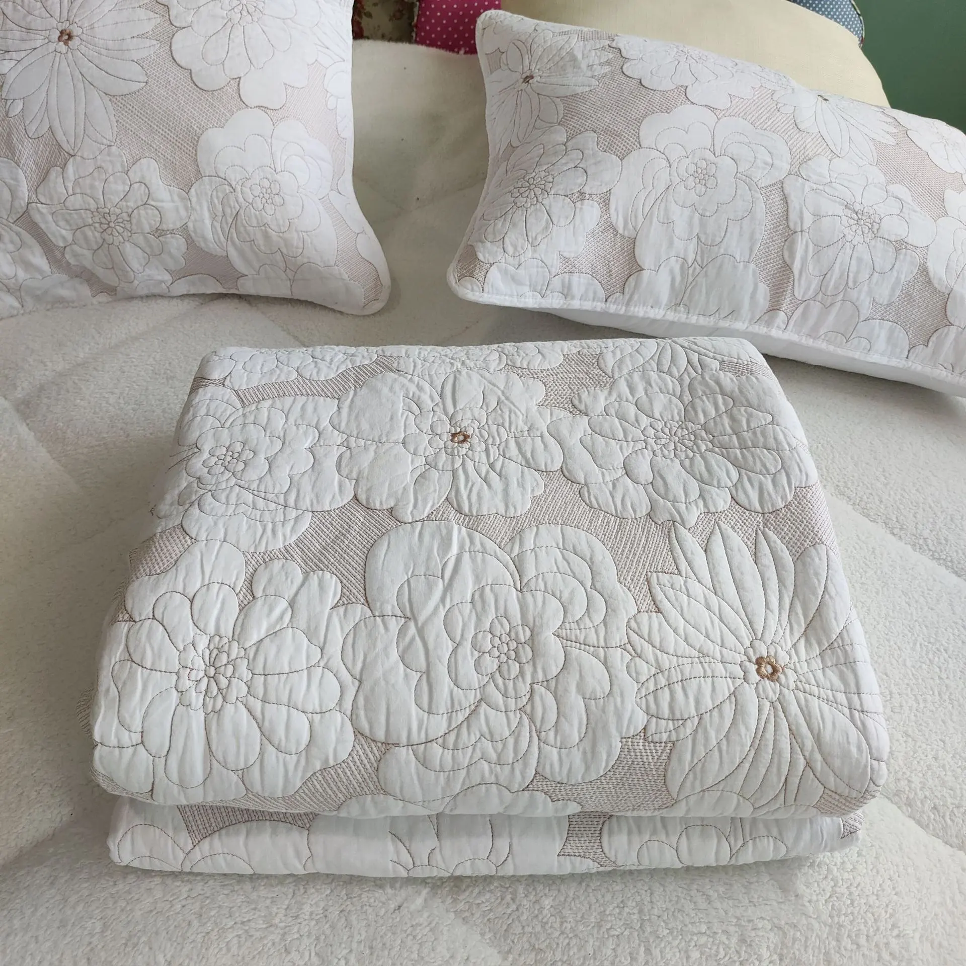 Cotton Thickened Pure White Beige Camellia Embroidery Three-piece Bed Cover Set - Pure White
