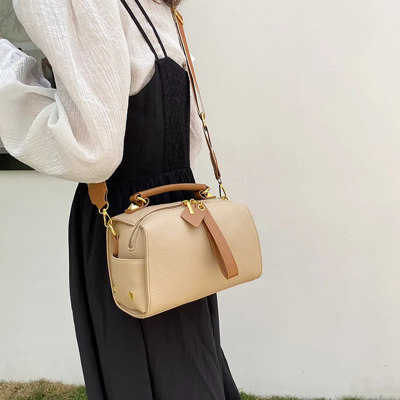 Summer All matching Shoulder Messenger Texture Popular Hot selling Product Hand Holding Pillow Bag Khaki - Shop at LoveMi