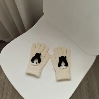 Plush Warm Five-finger Cute Hand Gloves - Hand Holding Gloves Beige