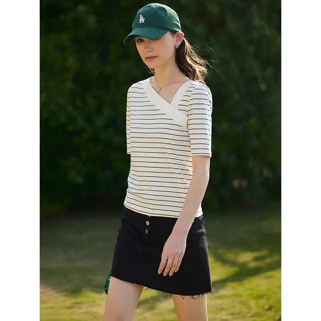 V neck Fake Diagonal Placket Medium Sleeved T shirt Green - Shop at LoveMi
