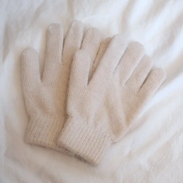 Women's Winter Finger Knitting Cute Monochrome Girl Versatile Pure Color Warm Gloves Beige - Shop at LoveMi