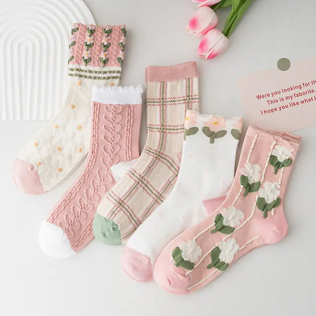 Autumn New Three dimensional Flowers Tube Socks Five Pairs Combination - Shop at LoveMi