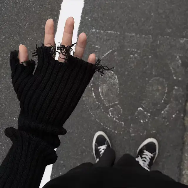 Autumn And Winter Knitting Gloves Trendy Yamamoto Dark Destruction Personality Sweet Cool Oversleeve Black - Shop at LoveMi