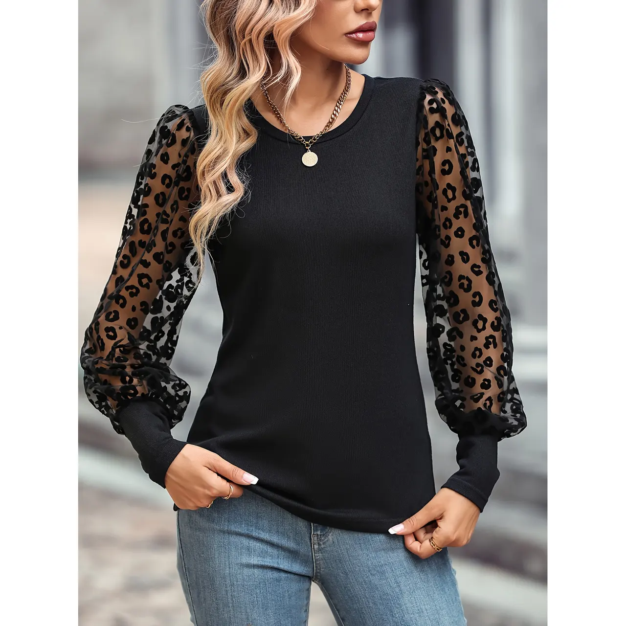 Slim-fit Color Matching Long-sleeved Top - Black