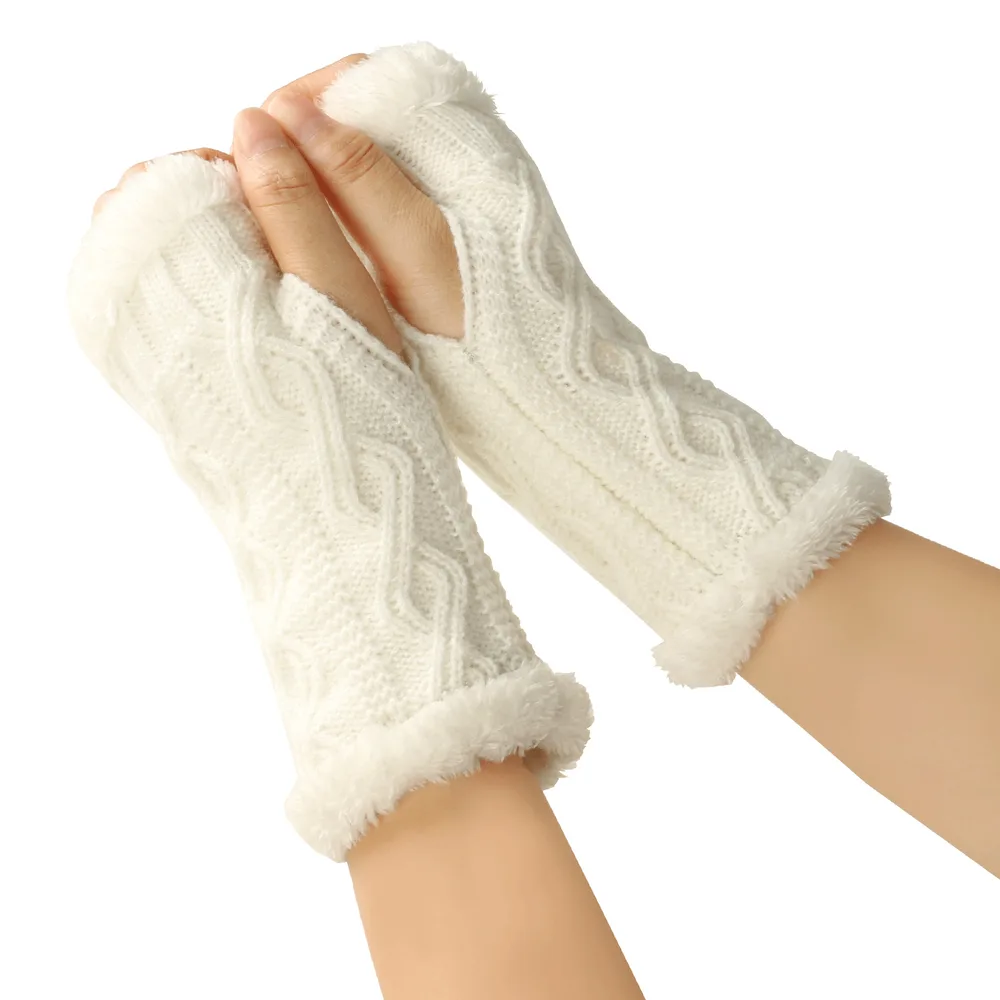 Rhombus Short Knitted Plus Fluff Thick Gloves - White 2