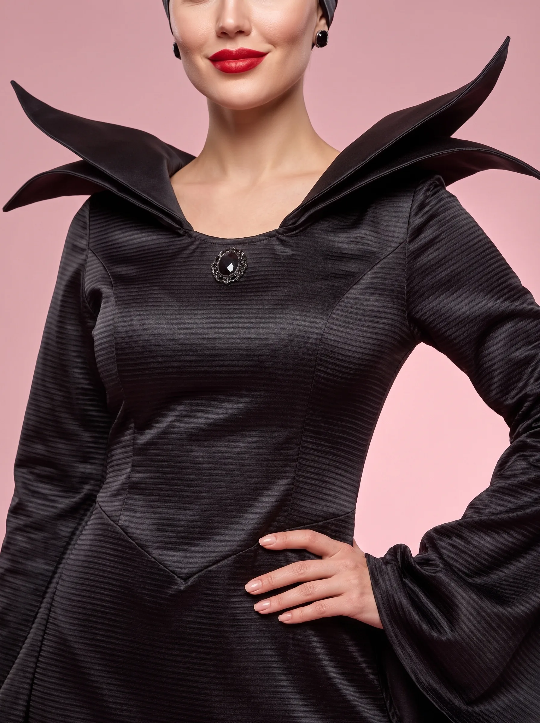 Dark Fairy Queen Halloween Costume for Women - Black - View 4