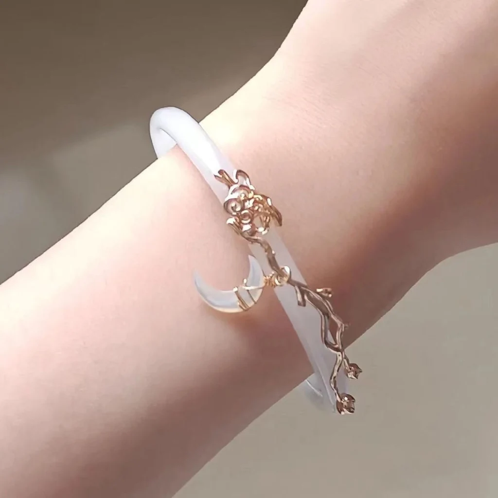 Women's Fashion Retro Glass Bracelet - Bone Blue Moon Bracelet