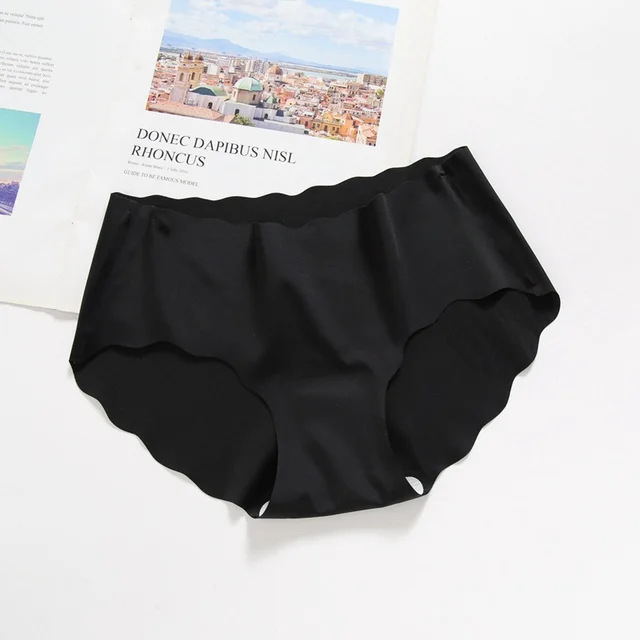 Women's Fashionable One piece Traceless Ventilation Low Waist Briefs Black - Shop at LoveMi