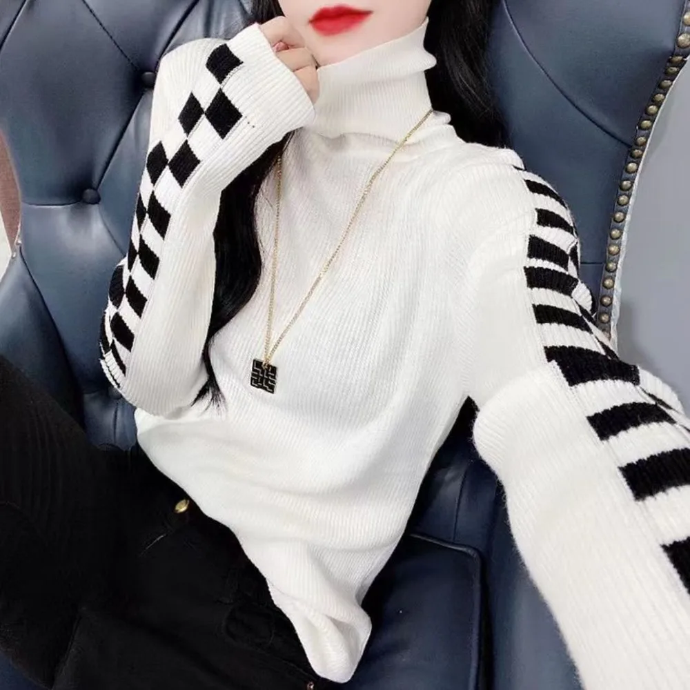 Women's Turtleneck Chessboard Plaid Bottoming Shirt - White