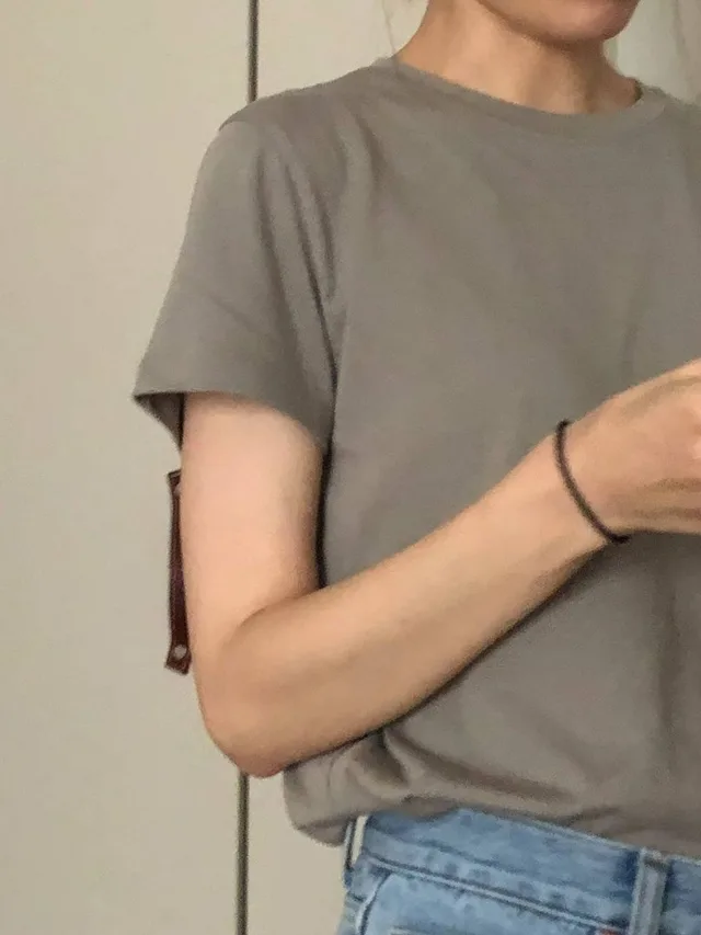 Women's Fashionable Solid Color Base Round Neck Short Sleeve Top T shirt Khaki Green - Shop at LoveMi