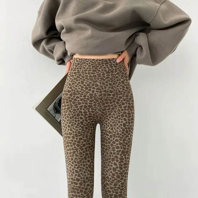 Nine Point Leopard Pattern Suede And Plush Leggings Cocoa Thin Velvet - Shop at LoveMi
