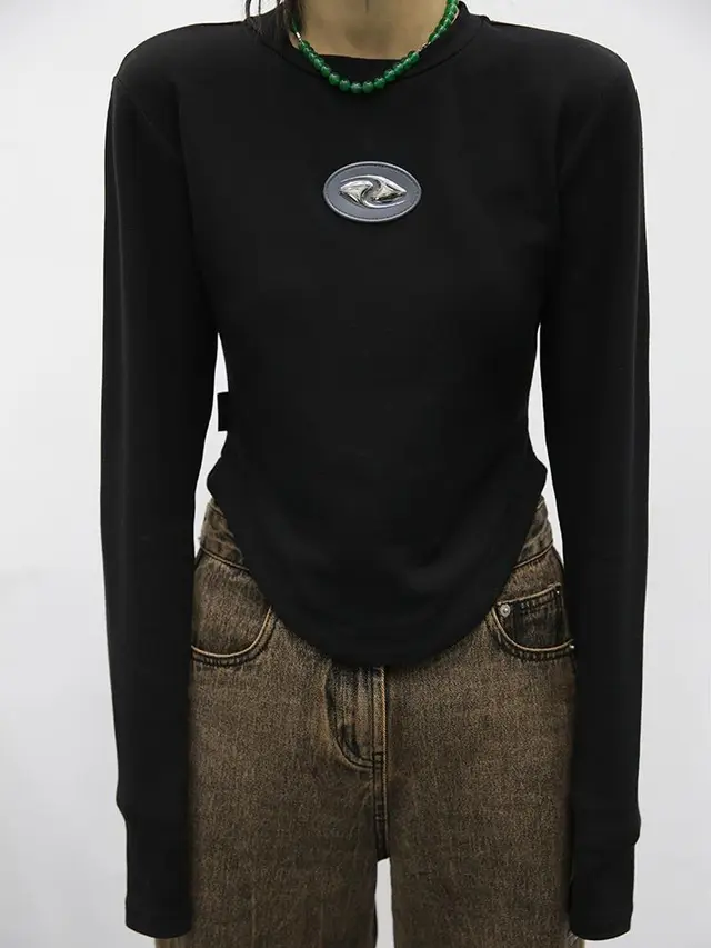 Three dimensional Labeling Curved Hem High Waist Shoulder Short Bottoming Shirt Long Sleeveshort Sleeve Black Long Sleeve - Shop at LoveMi