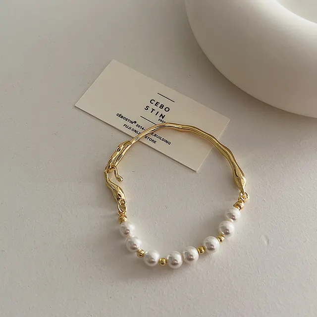 Niche Design Irregular Metal Pearl Bracelet For Women Retro Personality And Minimalism All matching Graceful Fashion Gold Bracelet - Shop at LoveMi