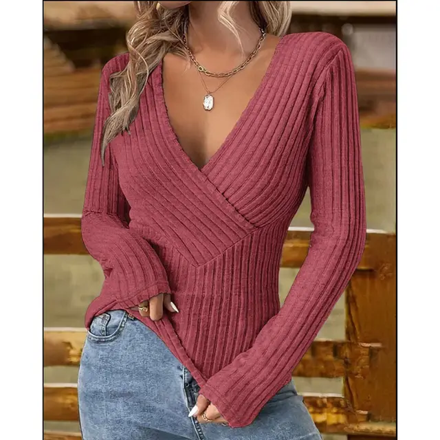 European And American Intellectual Style Temperament Pullover V neck Slim fit Long sleeved Sweater Rouge - Shop at LoveMi