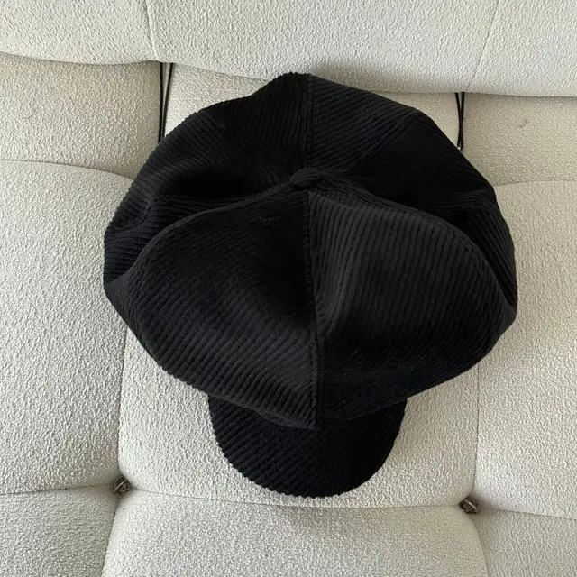 Printed Black Beret Women's Autumn And Winter Corduroy Warm Clouds Octagonal Vintage Painter Hat Black - Shop at LoveMi
