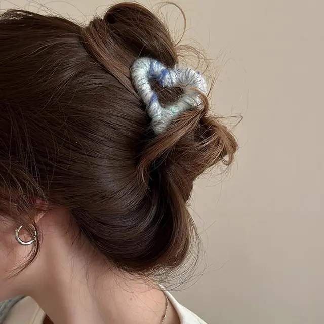 Autumn And Winter Plush Love Grip Women's Small Size High Ponytail Hair Clip Headdress Blue - Shop at LoveMi