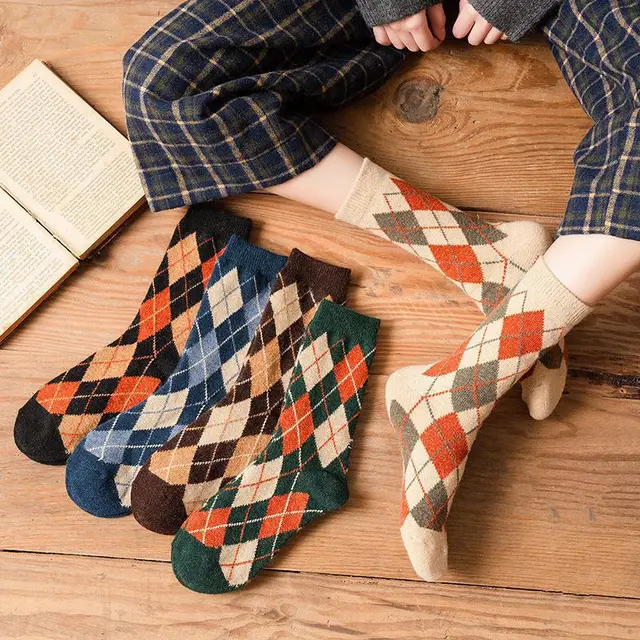 Women's Fashion Personalized Knitted Woolen Yarn Socks Diamond Warm - Shop at LoveMi