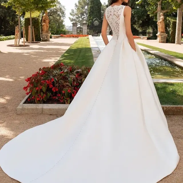 French Retro Lace Advanced Texture Satin Slim Bridal Simple Elegant Trailing Wedding Dress Ivory White - Shop at LoveMi