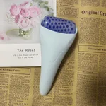 Light Blue Handle Blue Beads