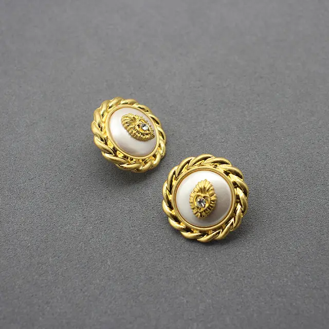 Niche Jewelry Italy Heavy Industry Backflow Jewelry Bracelet Stud Earrings - Shop at LoveMi