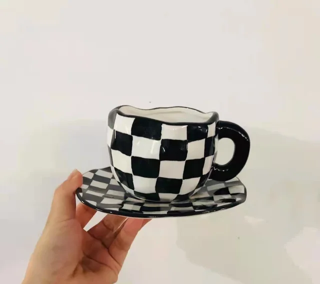 Retro Young Girl Heart Hand Pinch Coffee Set Plaid - Shop at LoveMi