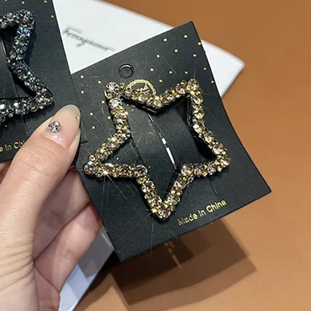 High end Simple Rhinestone Star Hairpin Sweet Cool Female Headdress Fj1116C Champagne - Shop at LoveMi