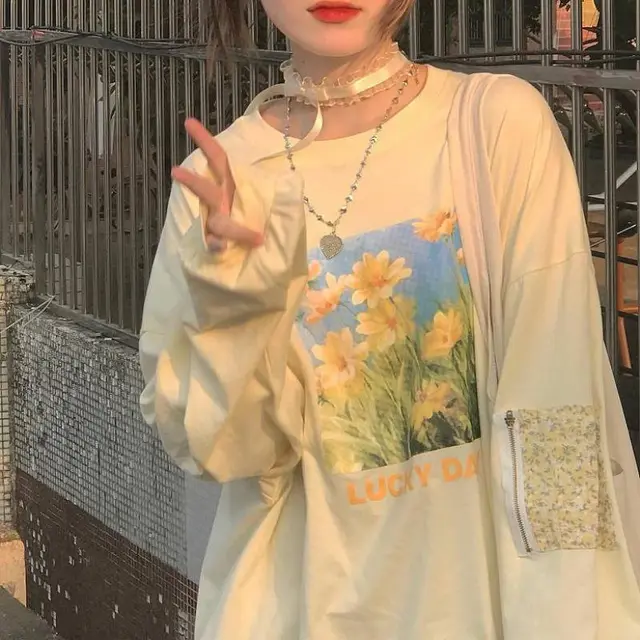 Women's Loose Preppy Style Oil Painting Printing Long Sleeve Crew Neck Sweater Yellow With Fleece Lining - Shop at LoveMi