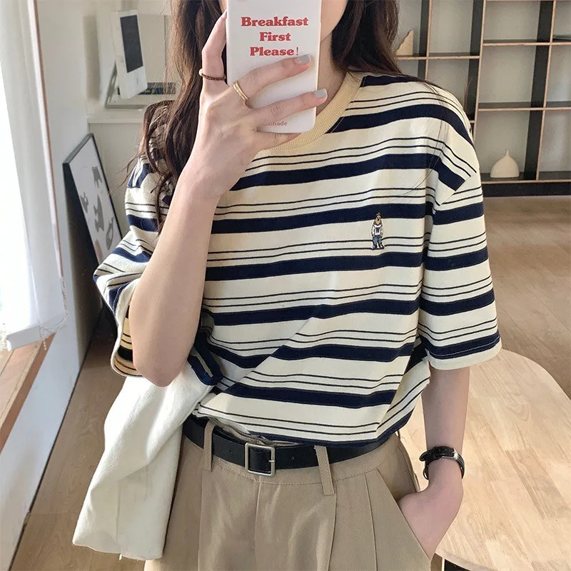 Women's Vintage Stripe Short-sleeved T-shirt - Beige Stripes