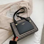 Plaid Women Large Capacity Commuter Bag - Black