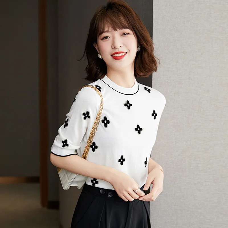 Women's Summer Fashion Thin Round Neck Embroidered Short Sleeve T-shirt Top - Red