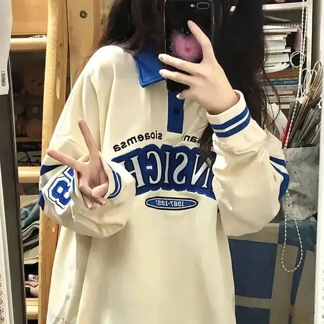 Japanese style Retro Autumn And Winter Ins Loose Long Sleeve Color Matching Pullover Beige Plus Velvet Style - Shop at LoveMi
