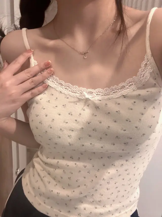 U neck Floral Short Sleeved Short Top For Women T30 Cuihua Sling - Shop at LoveMi