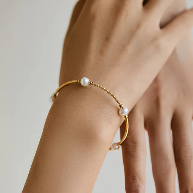 Elegance Retro European And American Jewelry Kb04592 - Shop at LoveMi